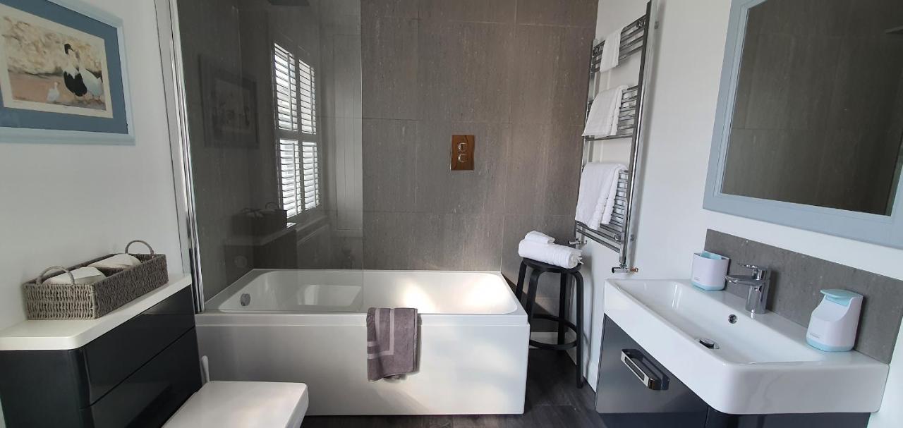 Villa 37 Trinity Lane Beverley Exterior foto
